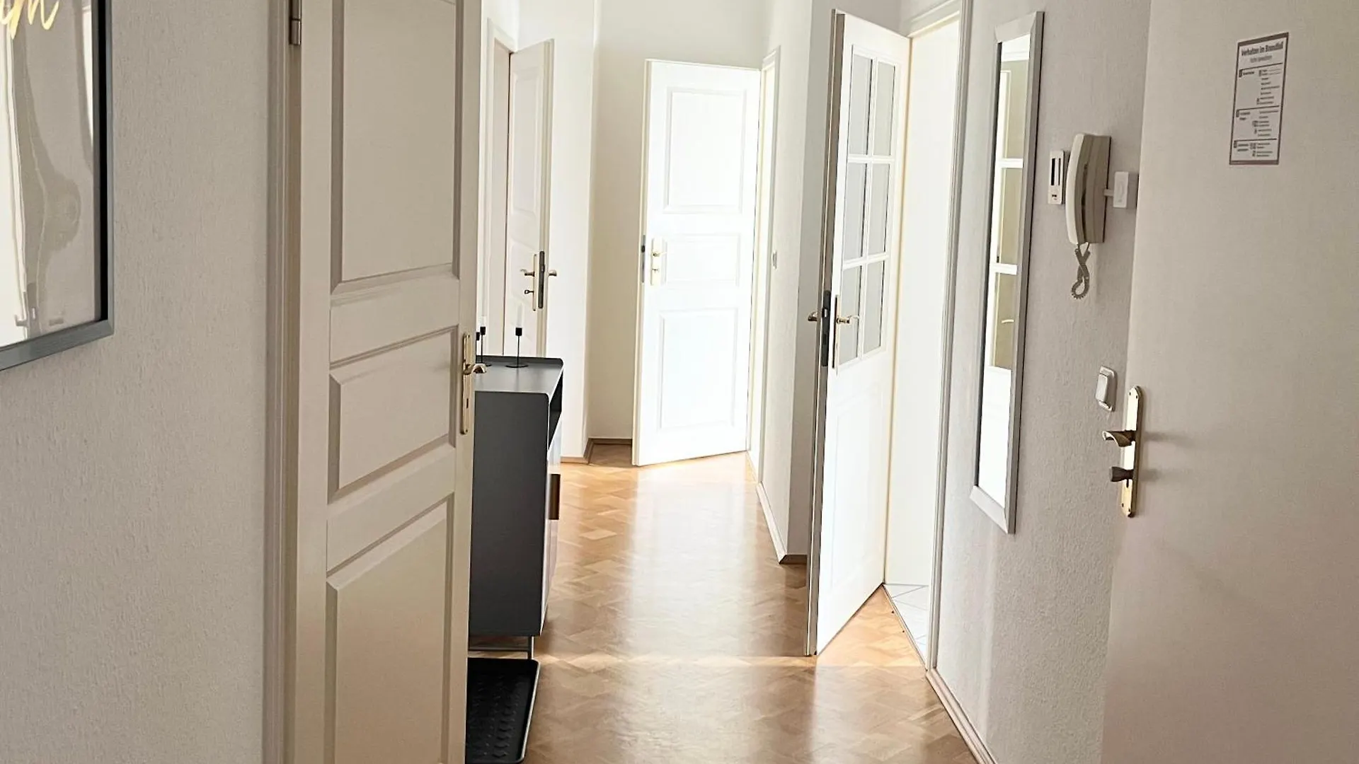 Moderne 3Zimmer Wohnung Mit Netflix Und Balkon Leipzig Germany